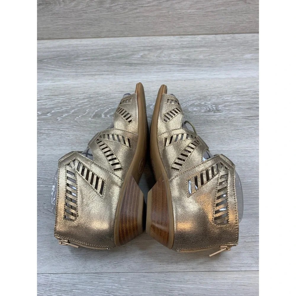 Comfortiva Women's Gold Leather Laser Cut Gladiator Wedge Comfort‎ Sandals 8.5